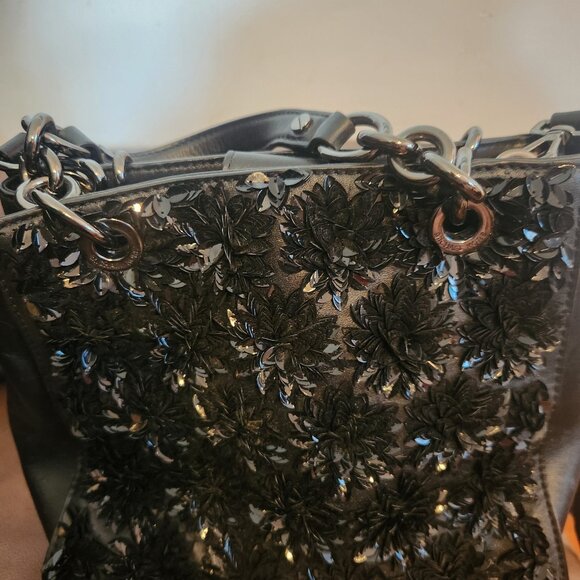 Michael Kors - Picture 1 of 11